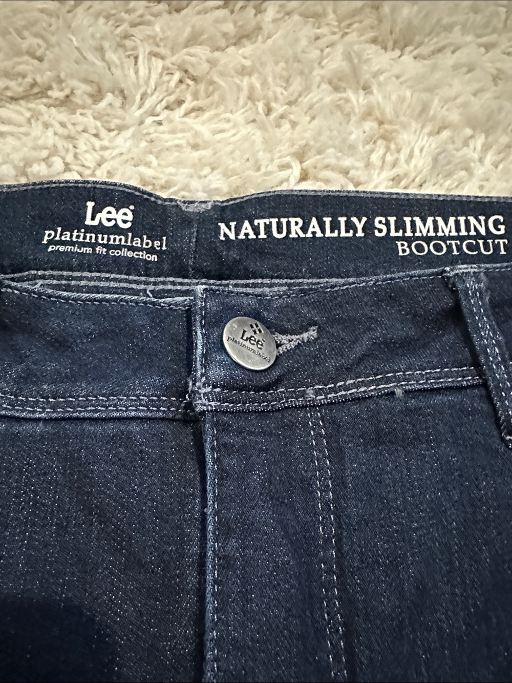 LEE PLATINUM Women's Dark Blue Bootcut Jeans Slimming & Flattering Sz 10, 32x30 - Picture 10 of 14
